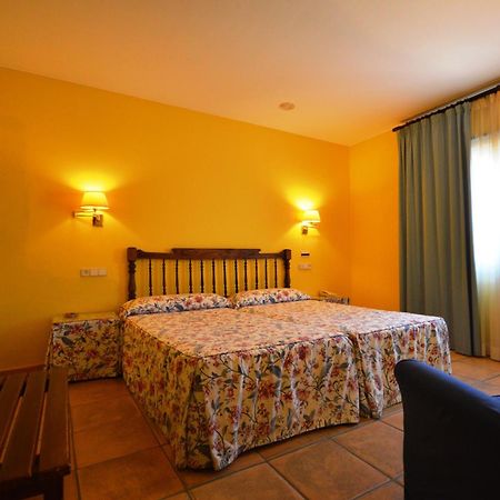 Hotel Can Ceret Sant Pere Pescador Bagian luar foto