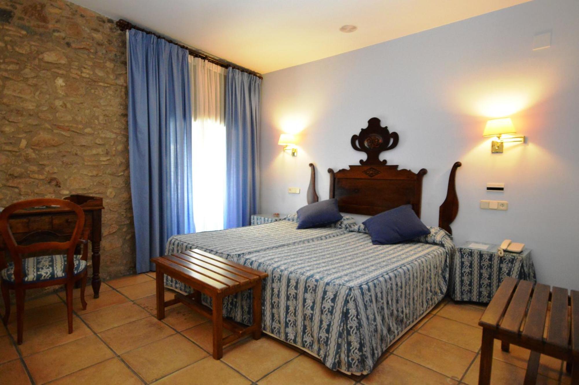 Hotel Can Ceret Sant Pere Pescador Ruang foto